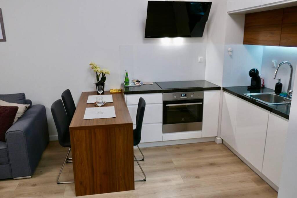 Sarmacka Apartment In Wilanow وارسو المظهر الخارجي الصورة