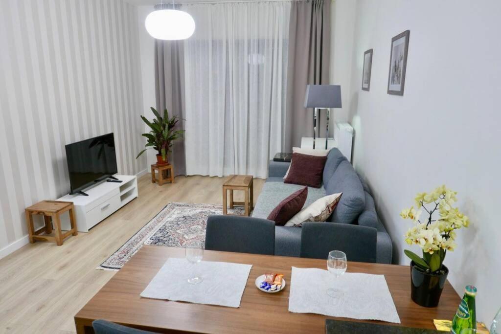 Sarmacka Apartment In Wilanow وارسو المظهر الخارجي الصورة