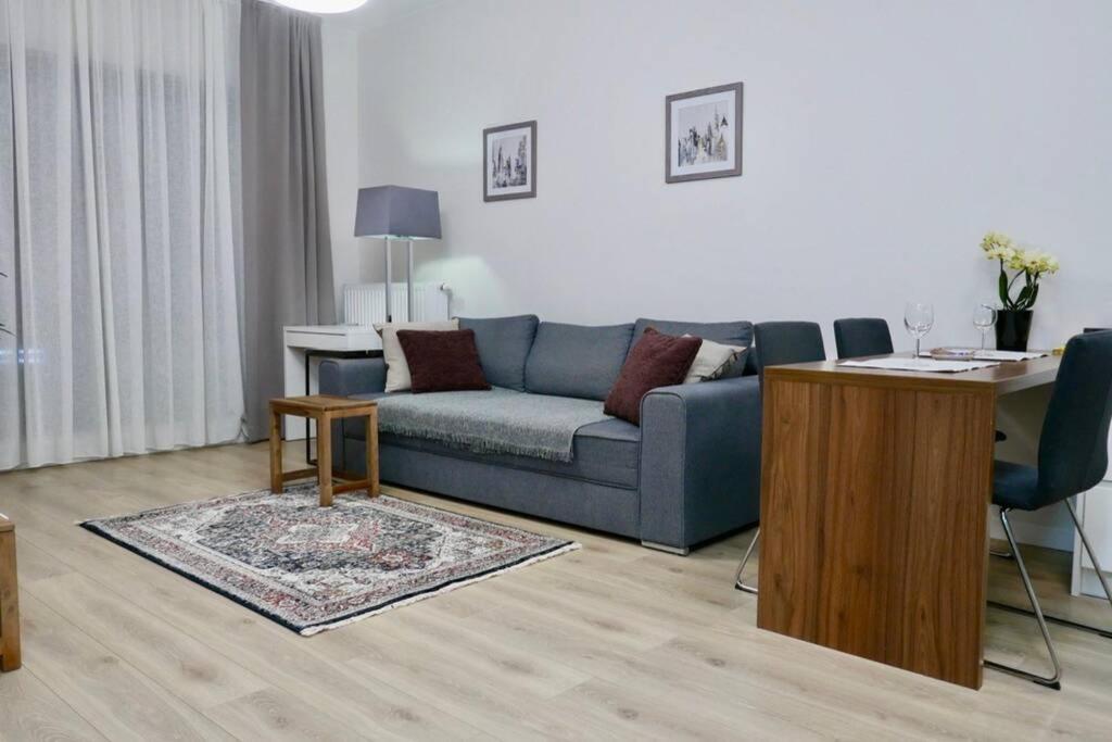 Sarmacka Apartment In Wilanow وارسو المظهر الخارجي الصورة